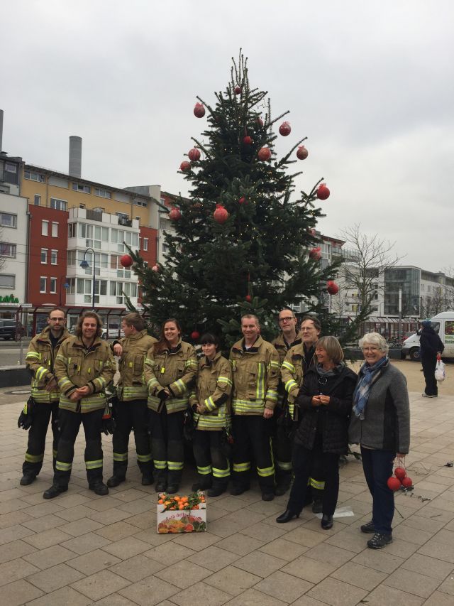 weihnachtsbaumstellen 2016 30 20161126 1933178621