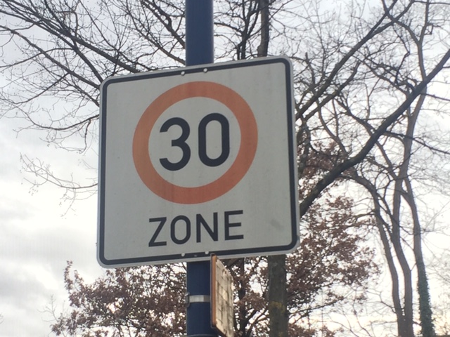 Zone 30 Rieselfeld 1