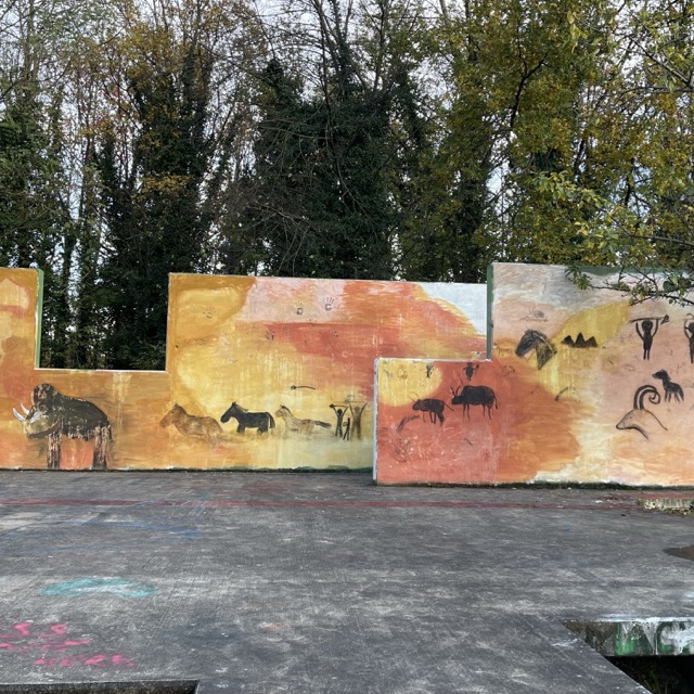 Mittel Hoehlenmalerei bandstand foto gabi obi 6322