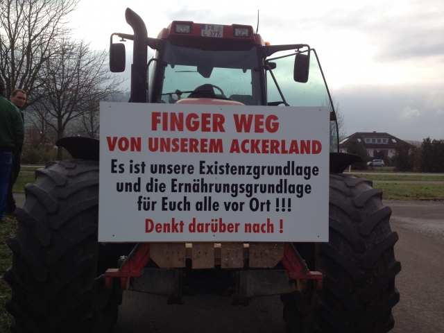 Finger weg von unserem Ackerland Freiburg