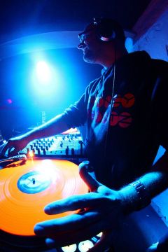 Quincy Jointz promo photo3