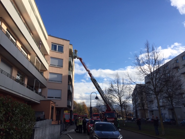 Feuerwehrübung 2018 12 01 rainer bernhard haus 6