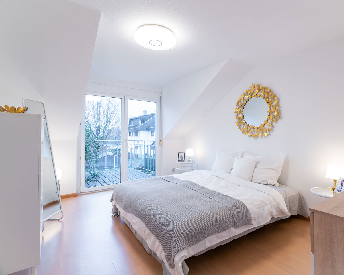 KROß IMMOBILIEN HOME STAGING Einfamilienhaus Schlafzimmer nachher 9b