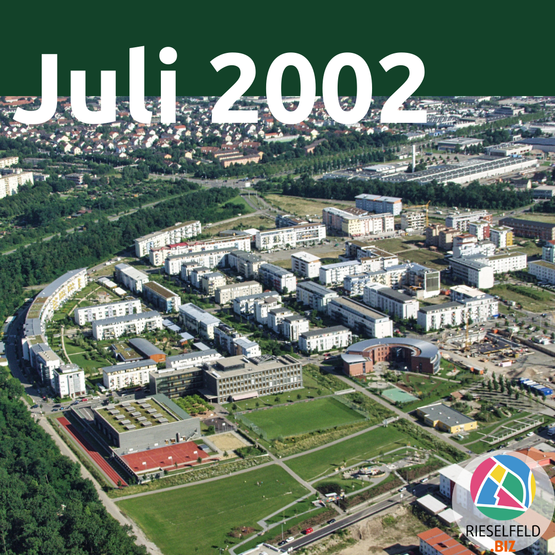 Luftaufnahme vom ersten Bauabschnitt im Juli 2002