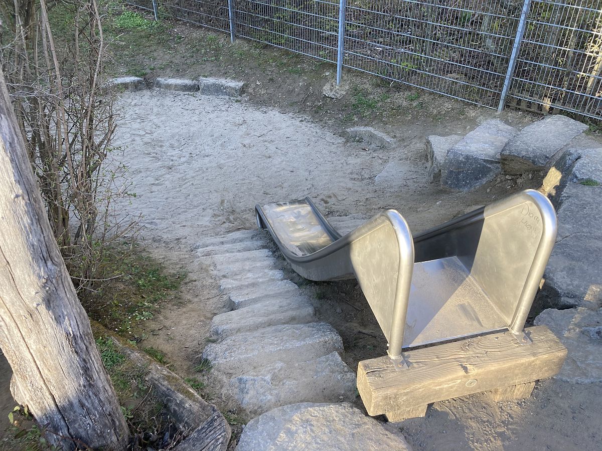 Drachenspielplatz Rieselfeld BIZ 111200