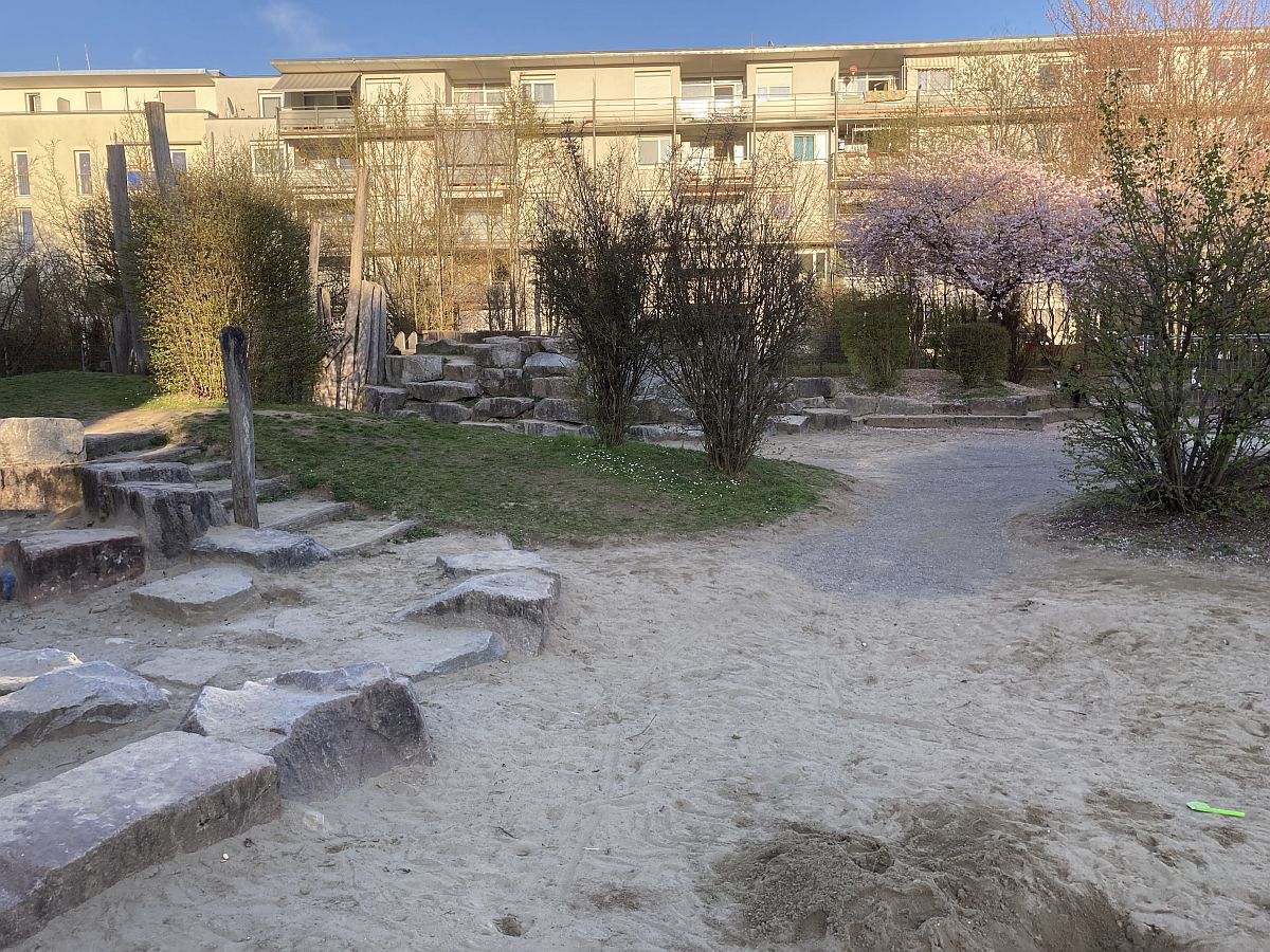 Drachenspielplatz Rieselfeld BIZ 151200