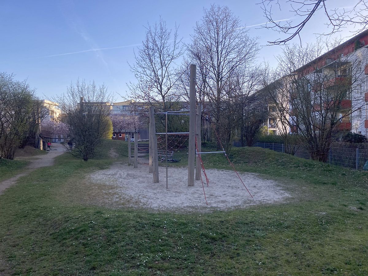 Drachenspielplatz Rieselfeld BIZ 81200