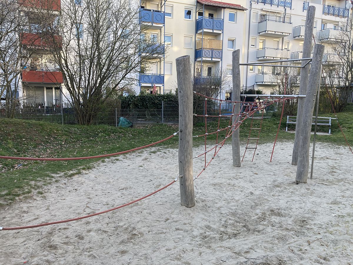 Drachenspielplatz Rieselfeld BIZ 91200