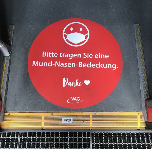 Maskenplficht Aufkleber VAG